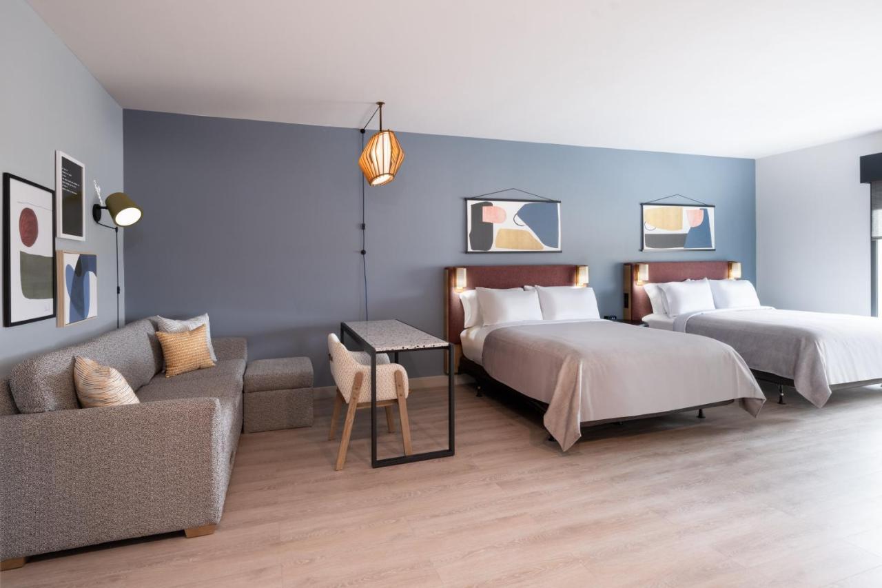 Atwell - Airport Tower Road By Ihg 4*